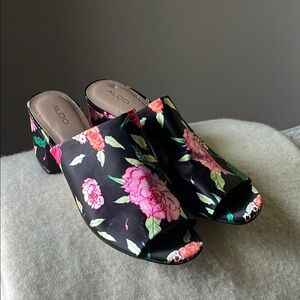 ALDO Women's Black Floral Open-Toe Slide Heels